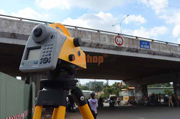 [Hướng dẫn] Đo ngắm dẫn mốc cao độ bằng Máy thủy bình điện tử