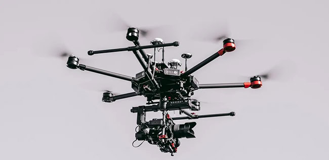 DJI Matrice 600 Pro tải được mọi thiết bị quay chụp lên đến 6kg.