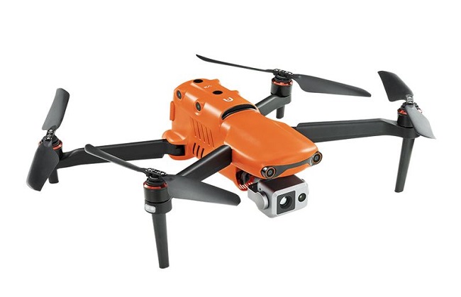 Drone/UAV hỗ trợ sửa chữa và bảo dưỡng tuabin gió nhanh, chính xác