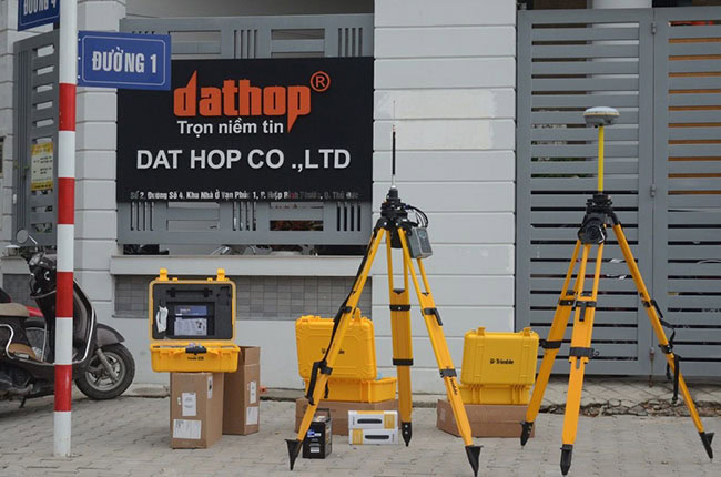 Đất Hợp - Đơn vị cung cấp thiết bị trắc địa uy tín được khách hàng tin tưởng hơn 22 năm. Đất Hợp - Đơn vị cung cấp thiết bị trắc địa uy tín được khách hàng tin tưởng hơn 22 năm.