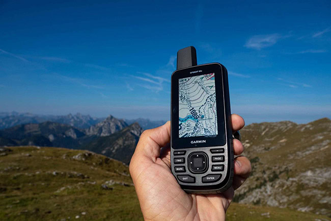Máy đo đạc đất rừng Garmin GPSMAP 66s. Máy đo đạc đất rừng Garmin GPSMAP 66s.